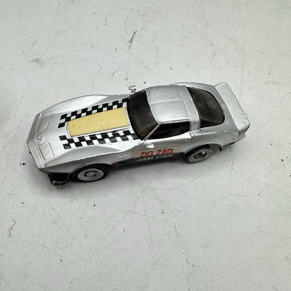 Vintage TCR 1979 Ideal Zig Zag Corvette Super Jam Car Slot Car 1:64 HO Scale - Picture 3 of 11